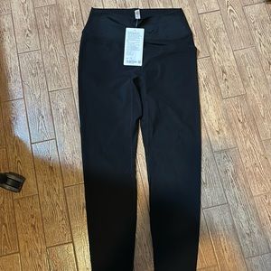 Swift Speed Leggings 25" NEW WITH TAGS Sz 12